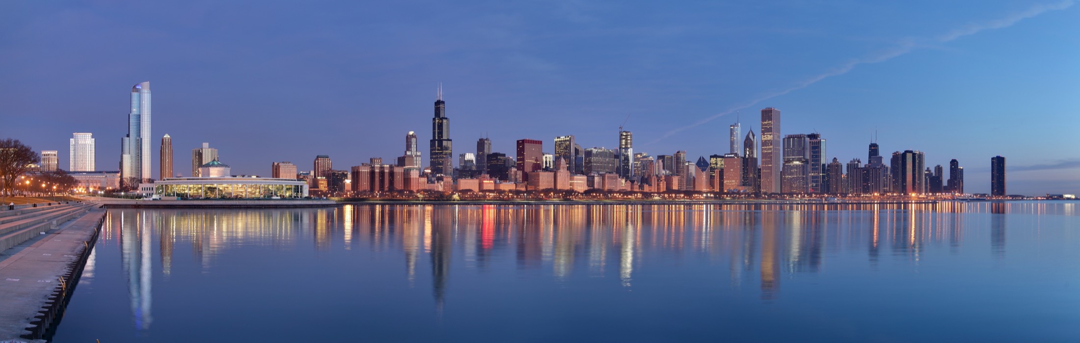 Chicago lakefront skyline